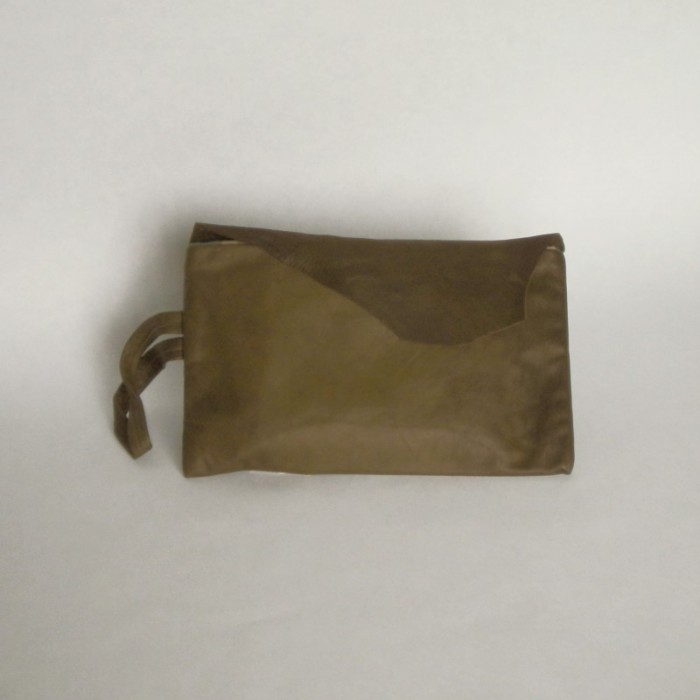 Bottle green leather bag with flap