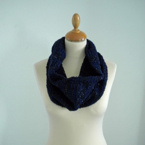 Sequin snood
