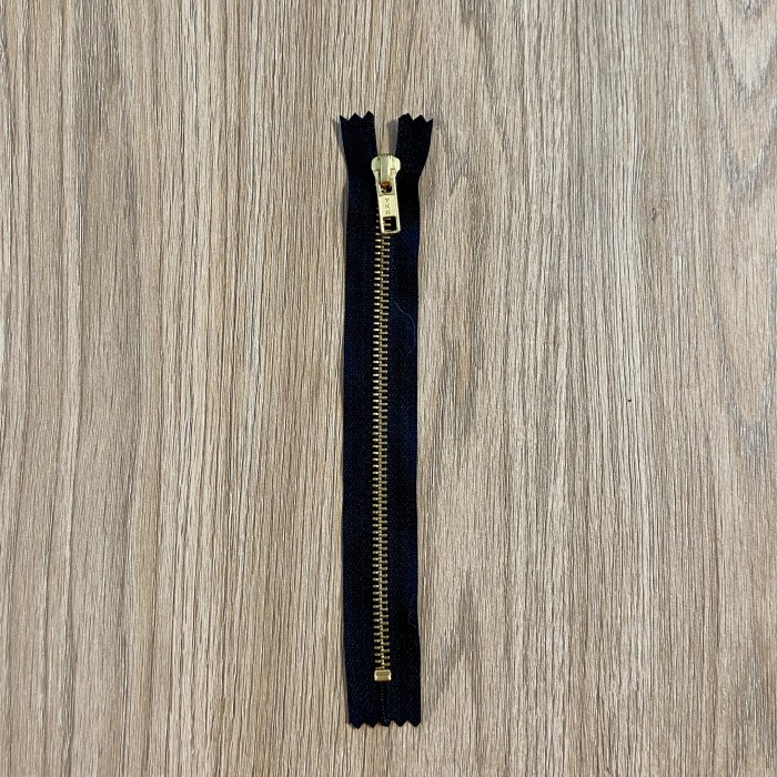 Fermeture éclair noire multi-usage pour couture