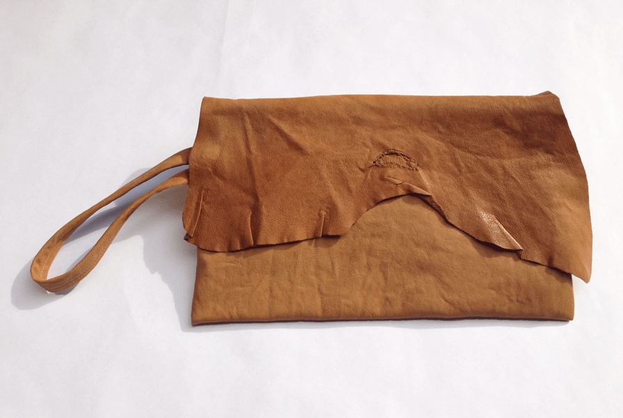  Pochette en cuir naturel 