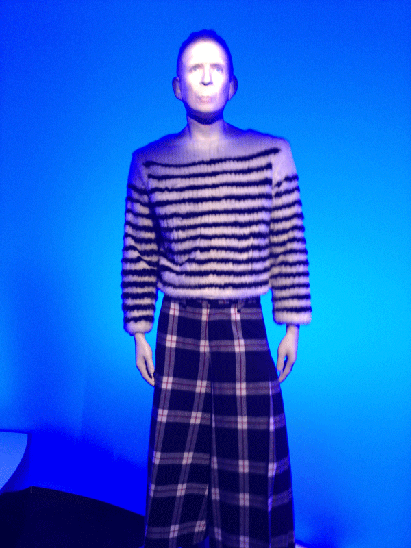  Poupée hologramme Jean-Paul Gaultier 